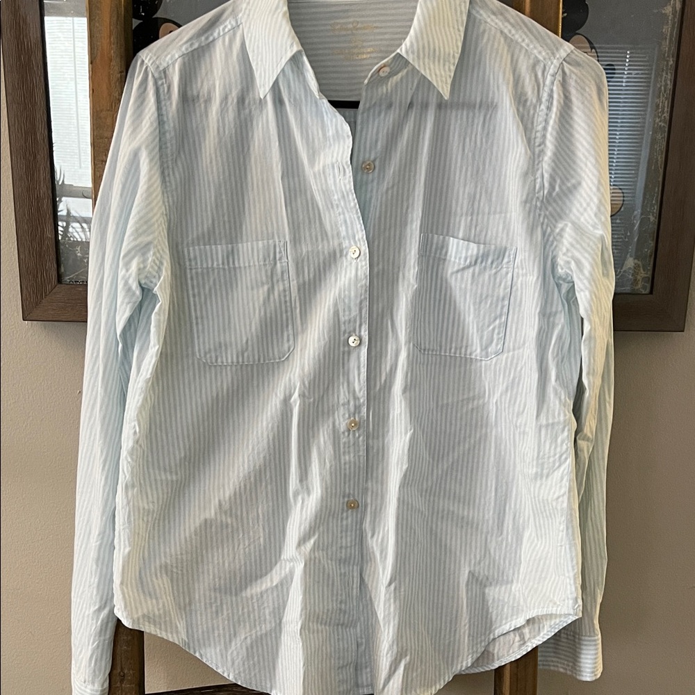 Lilly Pulitzer women’s Light Blue & White Striped Button-Down Shirt